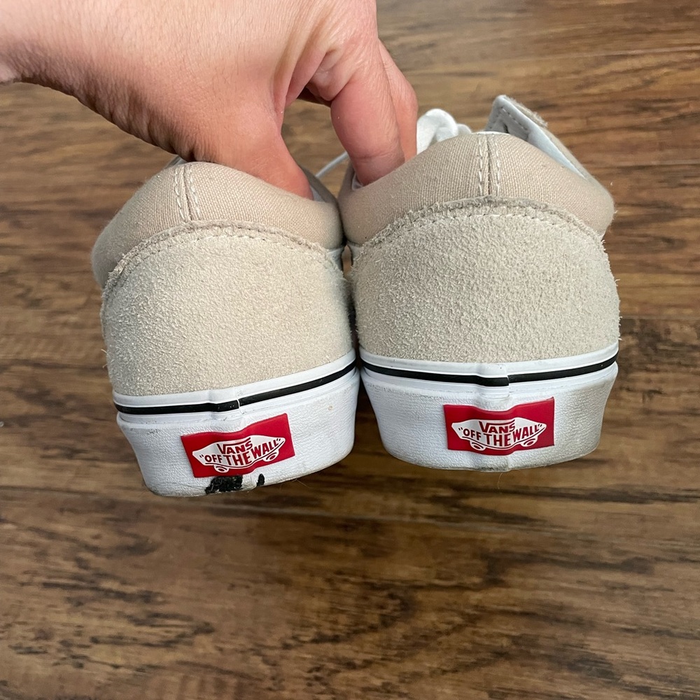 Men’s Vans - Picture 4 of 8